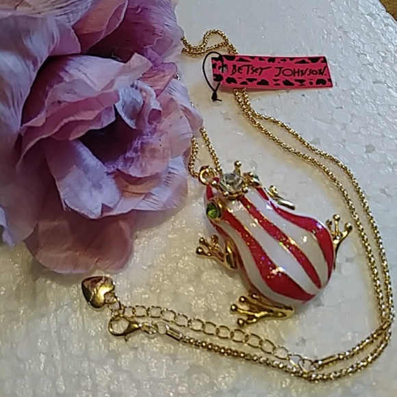 Betsey Johnson Jewelry - Betsy Johnson frog prince necklace